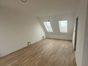 Prodej bytu 2+kk, České Budějovice, Štítného, 90 m2