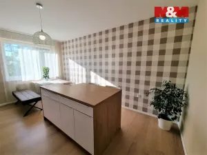 Prodej bytu 3+1, Rohatec, Nádražní, 90 m2