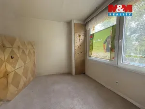 Prodej bytu 3+1, Náchod, Běloveská, 59 m2