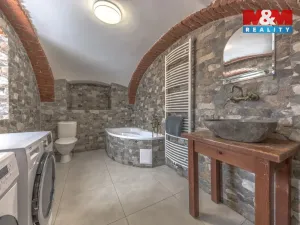 Prodej ubytování, Jiřetín pod Jedlovou, Žižkova, 285 m2