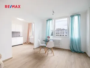 Prodej bytu 3+1, Praha - Strašnice, Rubensova, 65 m2