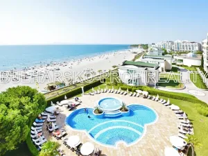 Prodej bytu 1+kk, Pomorie, Bulharsko, 95 m2
