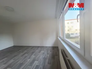 Pronájem bytu 1+1, Uherské Hradiště - Mařatice, Sadová, 35 m2