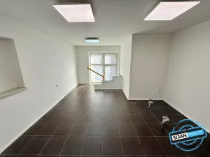 Pronájem obchodního prostoru, Opava, Pekařská, 51 m2