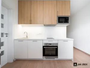 Pronájem bytu 2+1, Chrudim - Chrudim II, Sladkovského, 52 m2