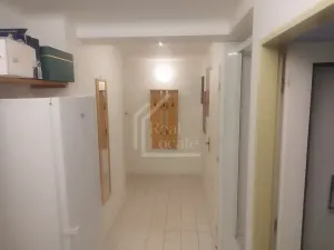 Pronájem bytu 1+1, Praha - Kunratice, Mašatova, 35 m2