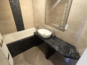 Pronájem bytu 2+kk, Písek, Mírové nám., 50 m2