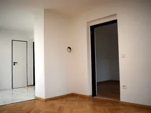 Prodej bytu 3+1, Čkyně, 68 m2