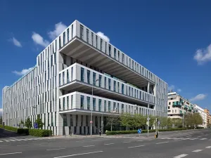 Pronájem kanceláře, Praha - Karlín, Karolinská, 440 m2