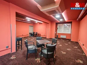 Pronájem obchodního prostoru, Rožnov pod Radhoštěm, Meziříčská, 180 m2