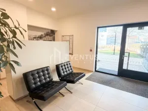 Pronájem bytu 2+kk, Praha - Holešovice, Sanderova, 58 m2