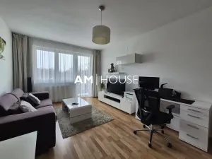 Pronájem bytu 2+kk, Praha - Strašnice, Zvěřinova, 64 m2