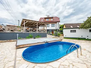 Prodej rodinného domu, Roztoky, 234 m2