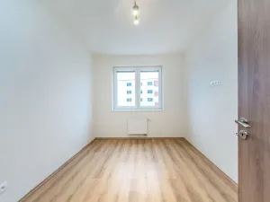 Pronájem bytu 2+kk, Praha - Kyje, Sicherova, 50 m2