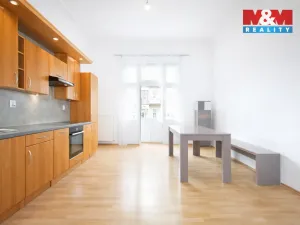 Prodej bytu 3+kk, Karlovy Vary, Krále Jiřího, 74 m2
