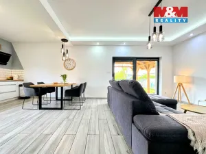 Prodej rodinného domu, Petrovice u Karviné - Dolní Marklovice, 180 m2