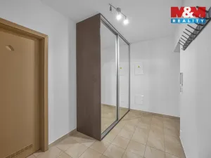 Prodej bytu 1+kk, Hradec Králové, Rybova, 41 m2