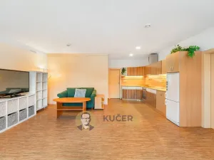 Prodej zemědělské usedlosti, Lichnov, 672 m2