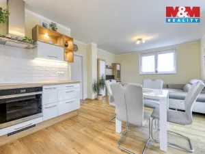 Prodej bytu 4+kk, Vochov, 82 m2