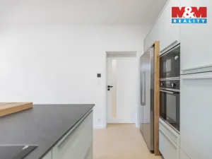 Prodej bytu 2+kk, Klatovy - Klatovy II, Dukelská, 63 m2
