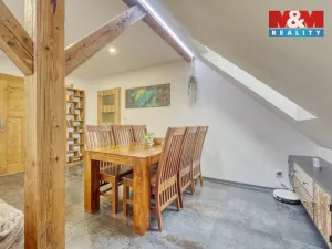 Prodej bytu 4+1, Černošice, Komenského, 109 m2