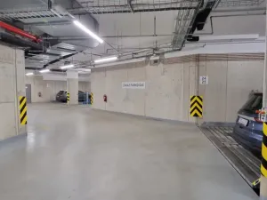 Prodej garážového stání, Praha - Krč, V jehličí, 12 m2