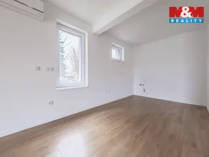 Prodej rodinného domu, Jirny, 276 m2