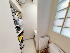 Prodej bytu 2+1, Praha - Holešovice, U Uranie, 55 m2