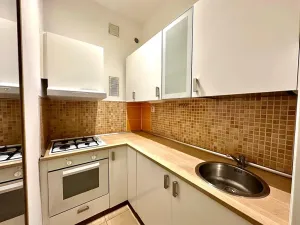 Pronájem bytu 2+kk, Praha - Libeň, Vosmíkových, 44 m2