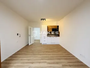 Pronájem bytu 1+kk, Praha - Liboc, Jenečská, 27 m2