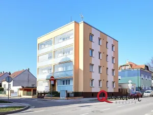Prodej bytu 3+1, Nymburk, Husova, 76 m2