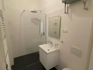 Pronájem bytu 2+kk, Praha - Nové Město, Krakovská, 47 m2