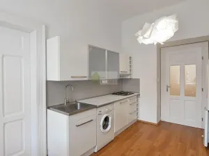 Pronájem bytu 2+kk, Praha - Žižkov, Ondříčkova, 44 m2