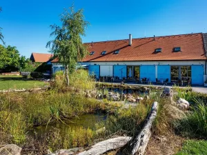 Prodej ubytování, Sedlec - Malé Chrášťany, 1420 m2