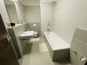 Pronájem bytu 2+kk, Praha - Ruzyně, Huppnerova, 53 m2