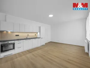 Prodej bytu 1+kk, Hradec Králové - Nový Hradec Králové, Antonína Petrofa, 32 m2