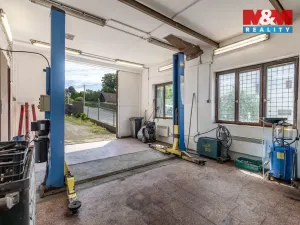 Prodej obchodního prostoru, Staříč, 92 m2