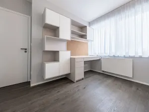 Pronájem rodinného domu, Praha - Březiněves, Skřivánčí, 157 m2