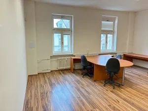 Pronájem kanceláře, Karlovy Vary, T. G. Masaryka, 40 m2
