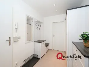 Pronájem bytu 2+kk, Praha - Žižkov, Buchovcova, 72 m2