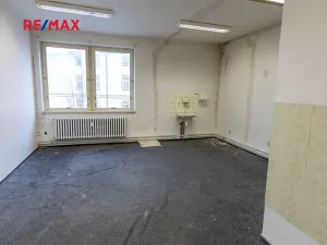 Prodej obchodního prostoru, Město Albrechtice, Míru, 1427 m2