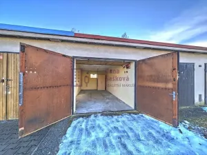 Pronájem garáže, Jindřichův Hradec, sídliště Vajgar, 18 m2