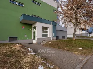 Pronájem bytu 1+kk, Praha - Horní Měcholupy, Hornoměcholupská, 32 m2