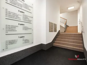 Pronájem kanceláře, Hradec Králové - Pražské Předměstí, Gočárova třída, 24 m2