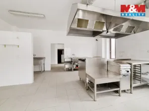 Prodej restaurace, Stráž nad Ohří - Boč, 500 m2