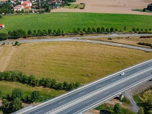 Prodej komerčního pozemku, Bělotín, 9952 m2