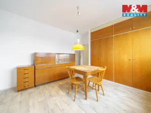 Prodej bytu 4+1, Karlovy Vary - Drahovice, Lidická, 115 m2