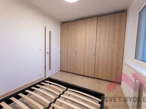 Pronájem bytu 2+kk, Praha - Řepy, Laudova, 61 m2