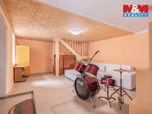 Prodej rodinného domu, Sedlec-Prčice, Vítkovo nám., 200 m2