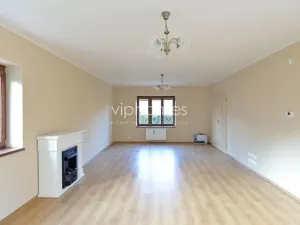 Pronájem vily, Praha - Nebušice, K vinicím, 300 m2